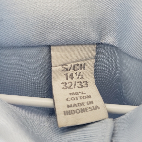 Perry Ellis Portfolio Solid Slim Fit Dress Shirt - Picture 5 of 5